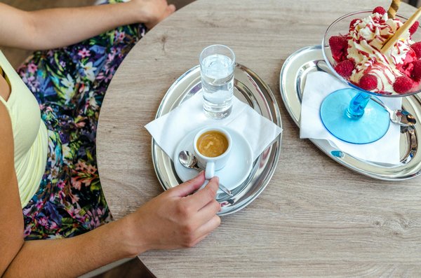 Mastering Oversized Blazer Alterations: Preserve Its Charm While Tailoring to Fit