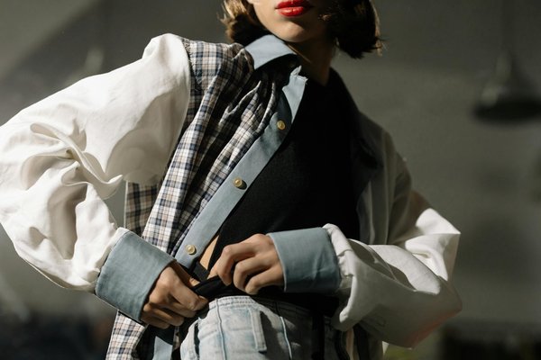 Choosing the Ultimate Waterproof Picnic Blanket Materials for the British Climate: A Comprehensive Guide